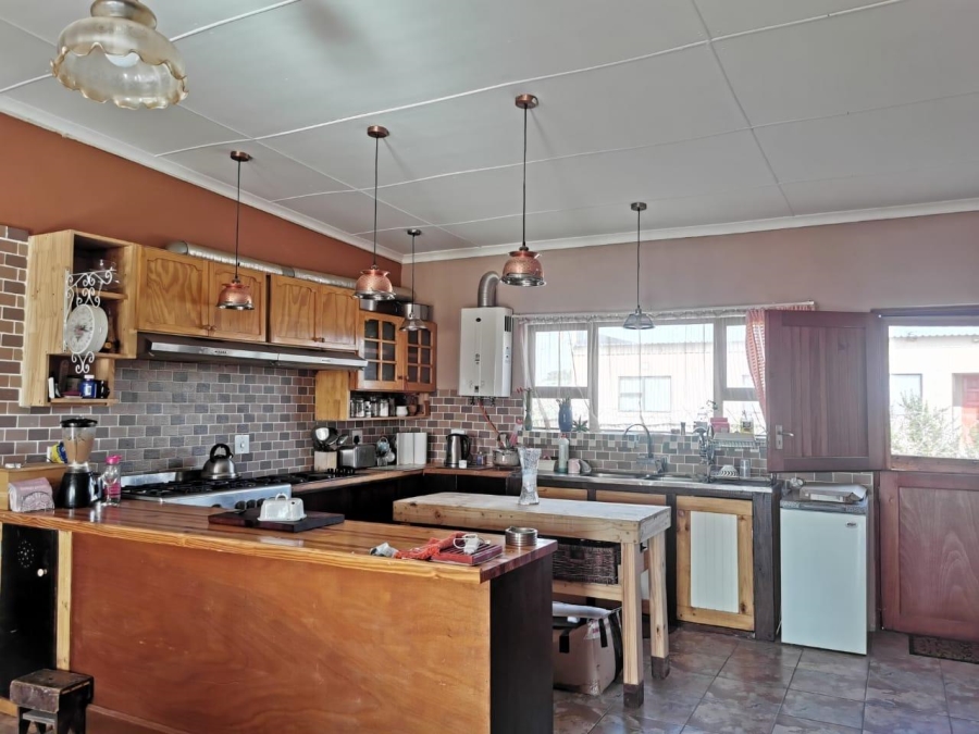 4 Bedroom Property for Sale in Hooikraal Western Cape